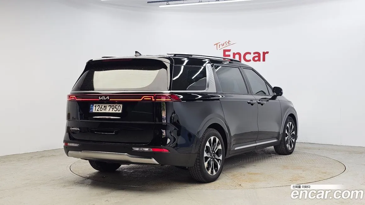 Kia Carnival 2023 из KR, фото 10