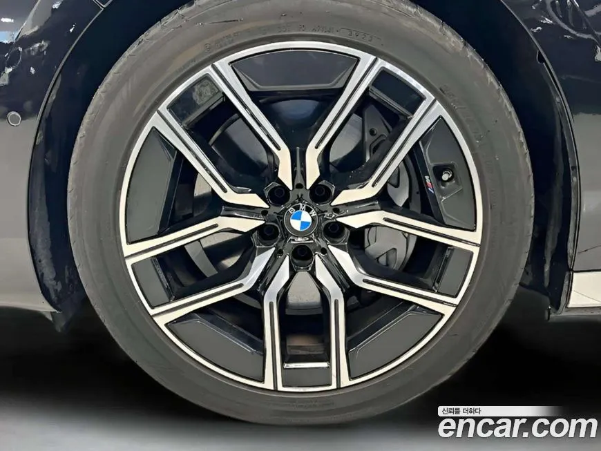 BMW i7 2024 из KR, фото 6