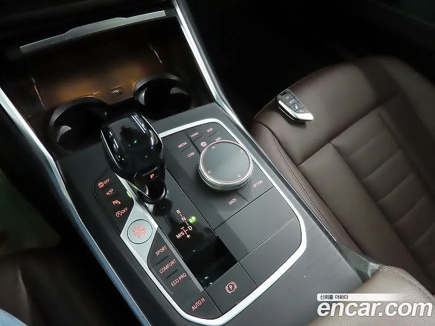 BMW 3-Series 2021 из KR, фото 3