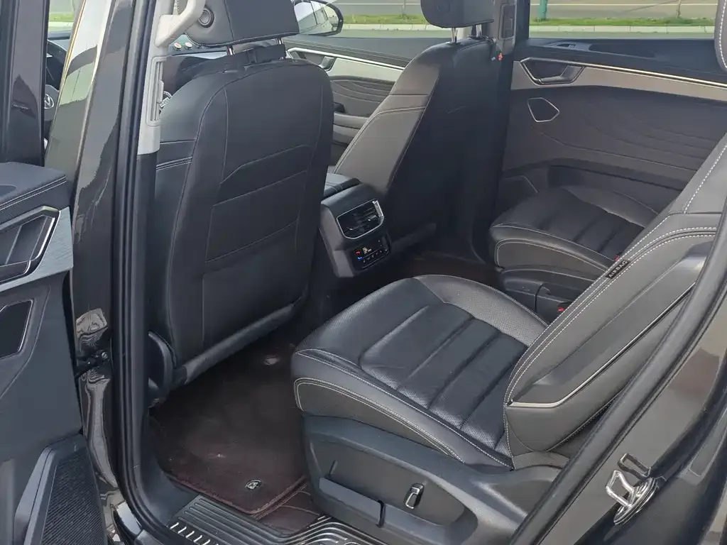 Volkswagen Talagon 2023 из CN, фото 3
