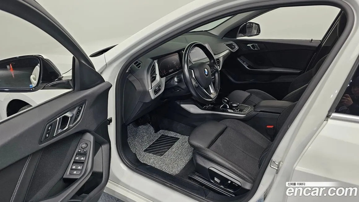 BMW 1-Series 2021 из KR, фото 8