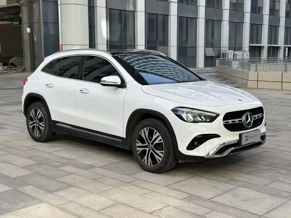 Mercedes-Benz GLA — фото 8