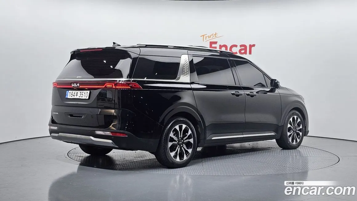 Kia Carnival 2023 из KR, фото 2