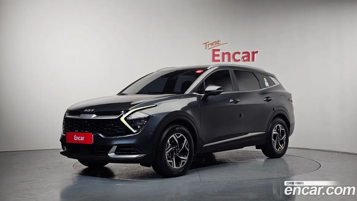 Kia Sportage — фото 1