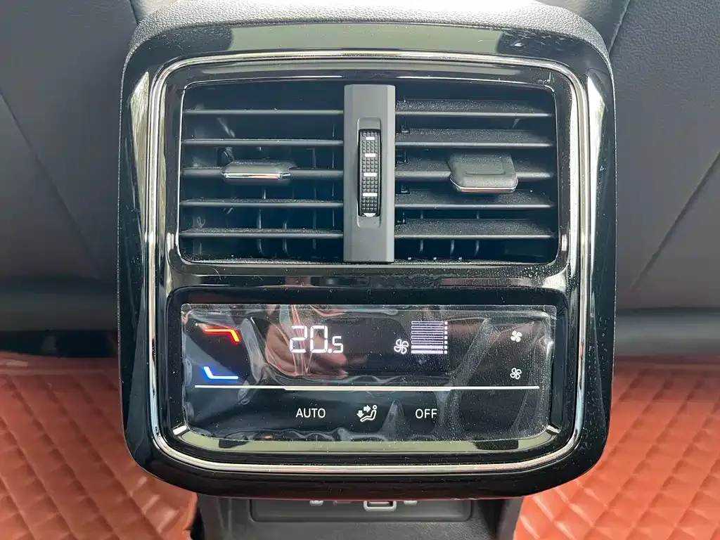 Volkswagen Passat — фото 4