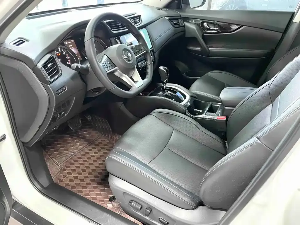 Nissan X-Trail 2023 из CN, фото 8