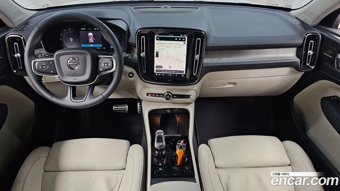 Volvo XC40 2023 из KR, фото 10