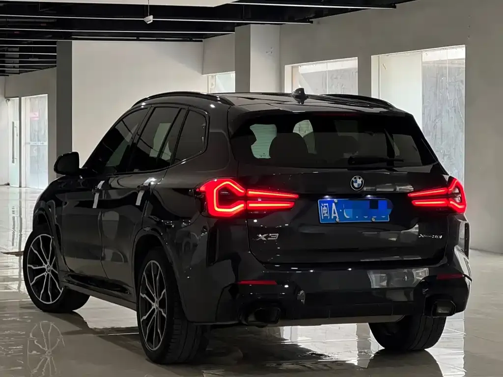 BMW X3 — фото 10