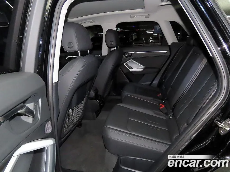 Audi Q3 2023 из KR, фото 9