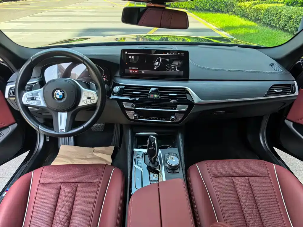BMW 5 Series — фото 4