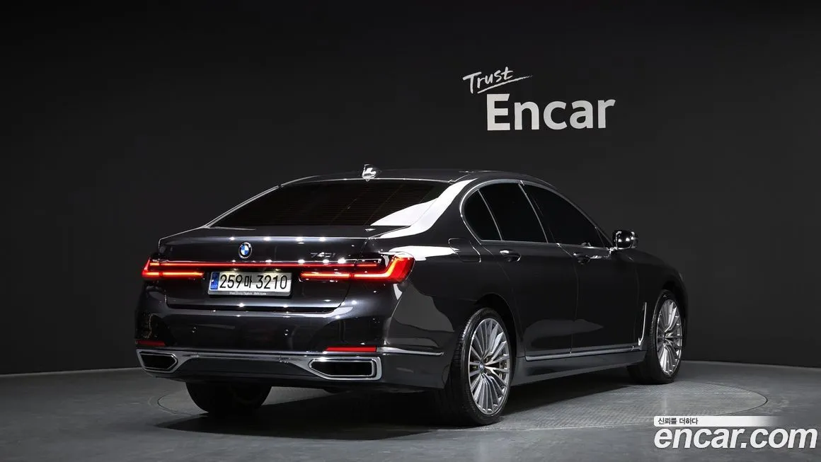BMW 7-Series 2021 из KR, фото 2