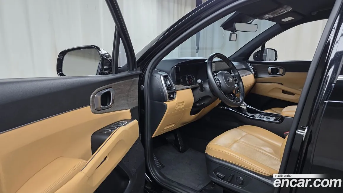 Kia Sorento — фото 8