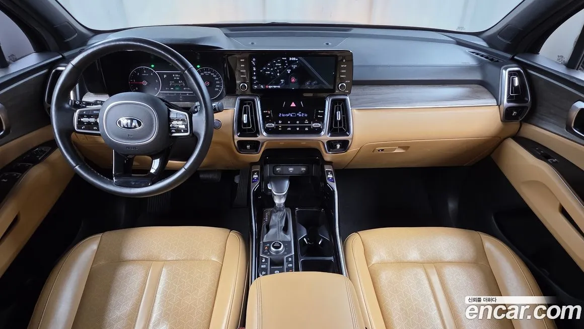 Kia Sorento — фото 7