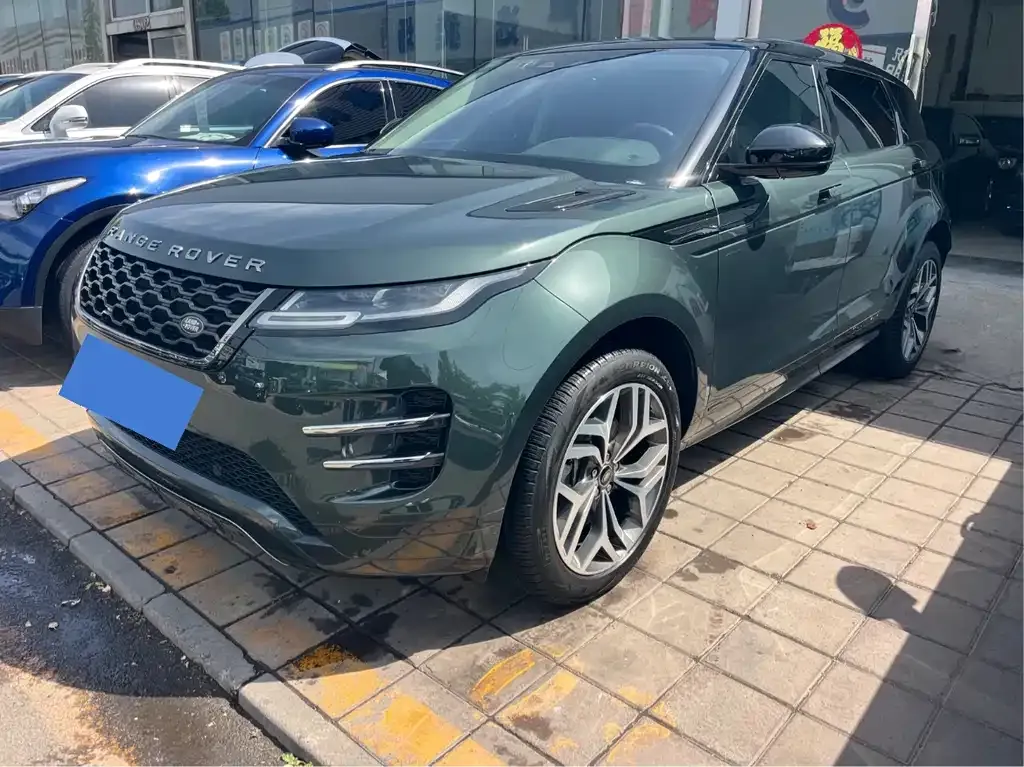 Land Rover Evoque — фото 1