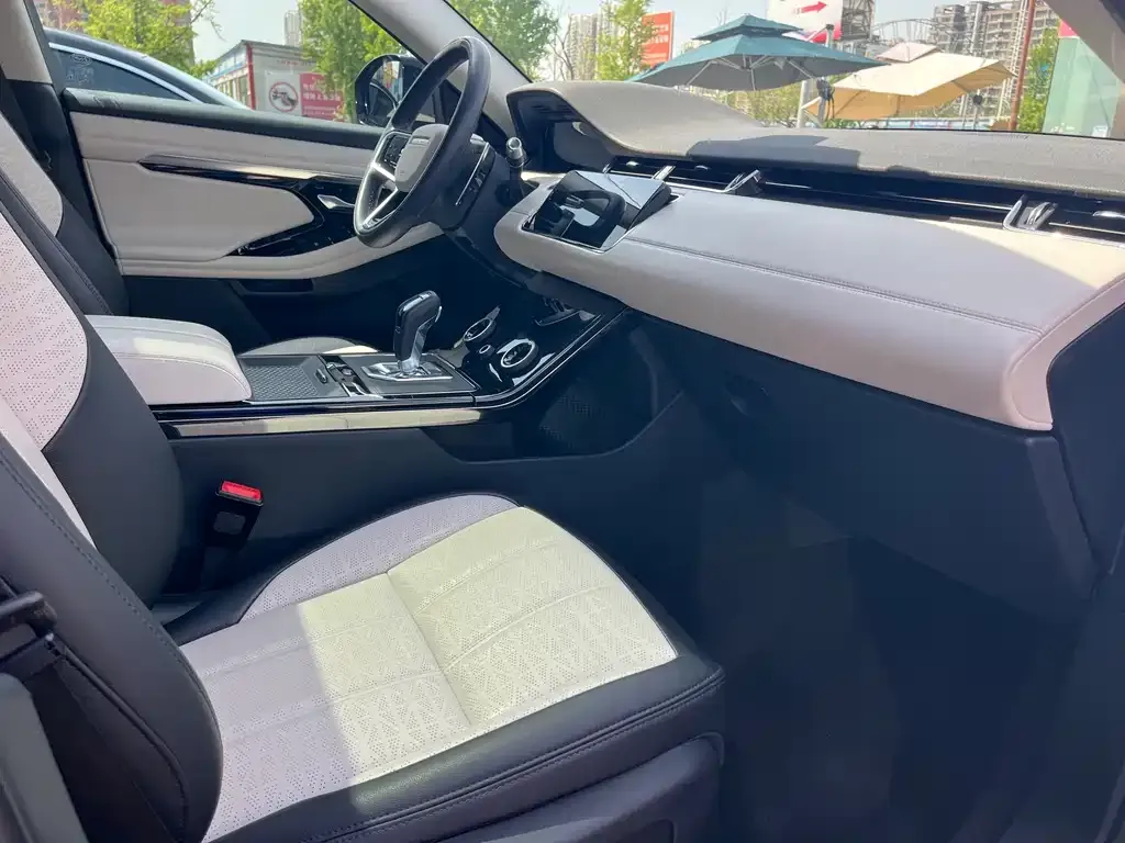 Land Rover Evoque — фото 7