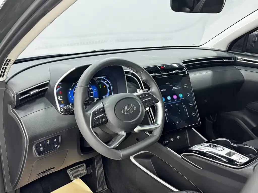 Hyundai Tucson — фото 6