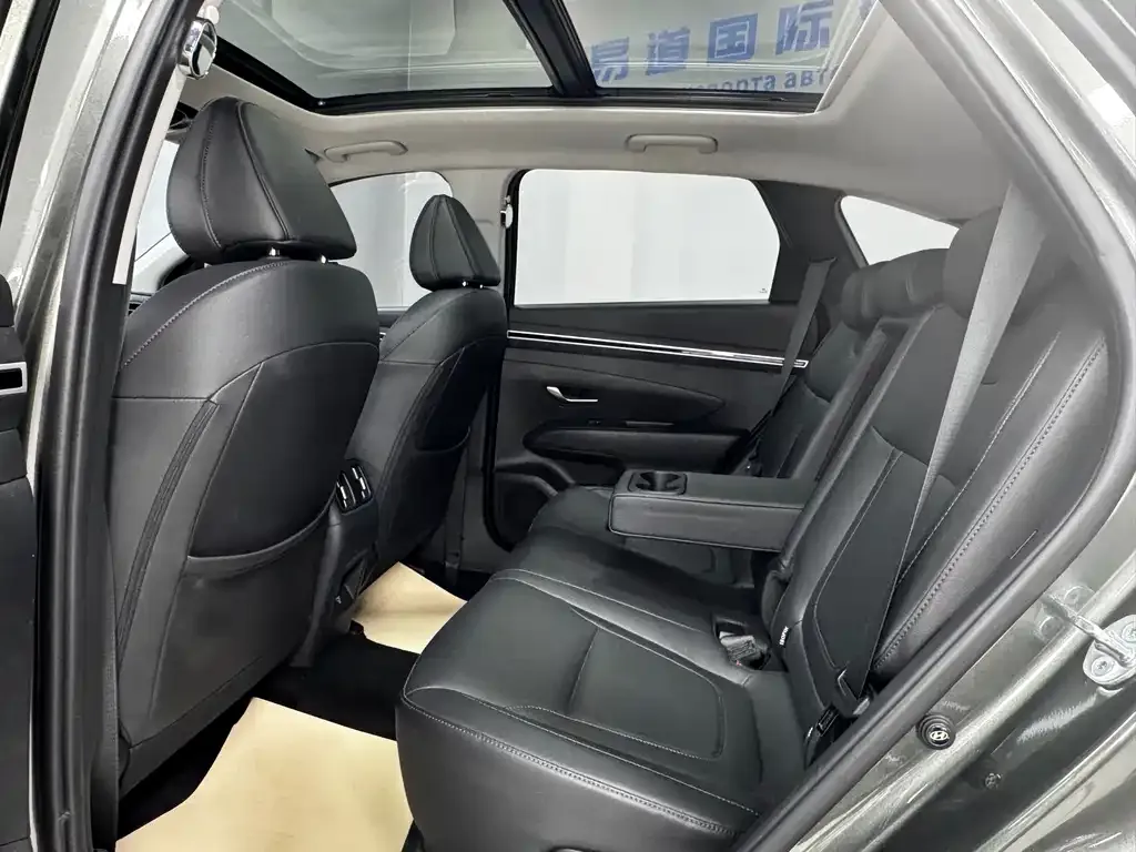 Hyundai Tucson — фото 7