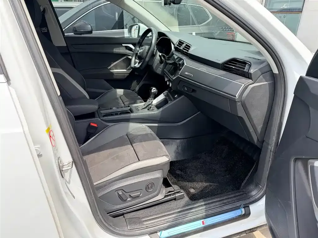 Audi Q3 2022 из CN, фото 10