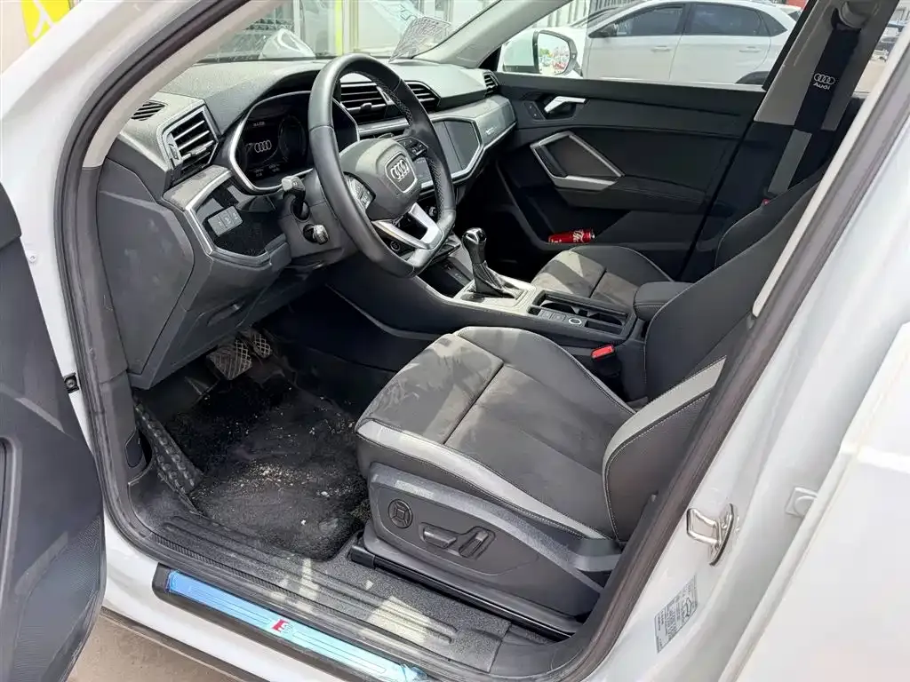 Audi Q3 2022 из CN, фото 7