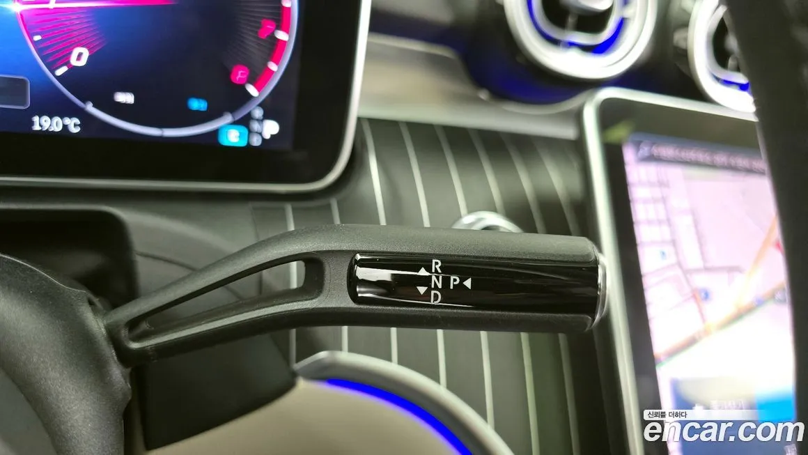 Mercedes-Benz C-Class 2023 из KR, фото 10