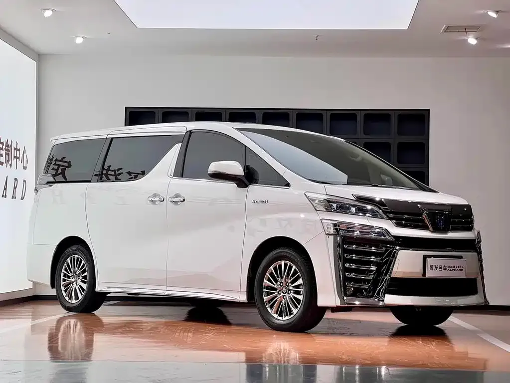 Toyota Vellfire — фото 10