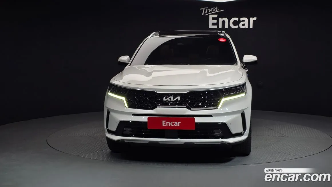 Kia Sorento — фото 6