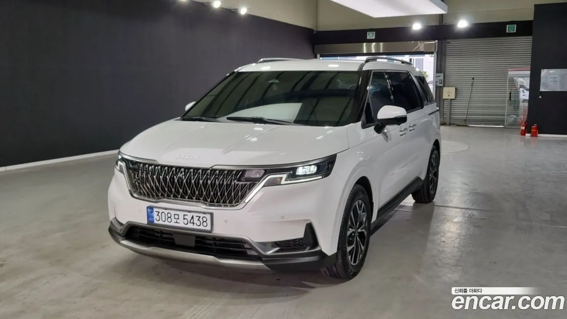 Kia Carnival 2023 из KR, фото 1