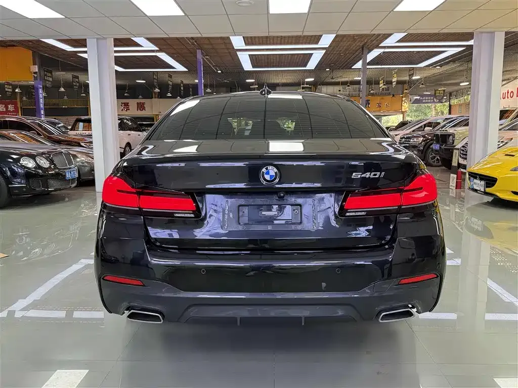 BMW 5 Series (Import) 2023 из CN, фото 7