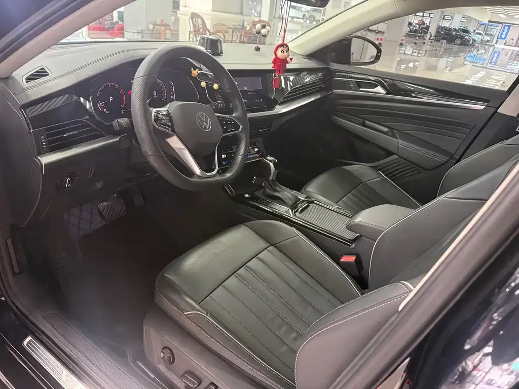 Volkswagen Passat — фото 8