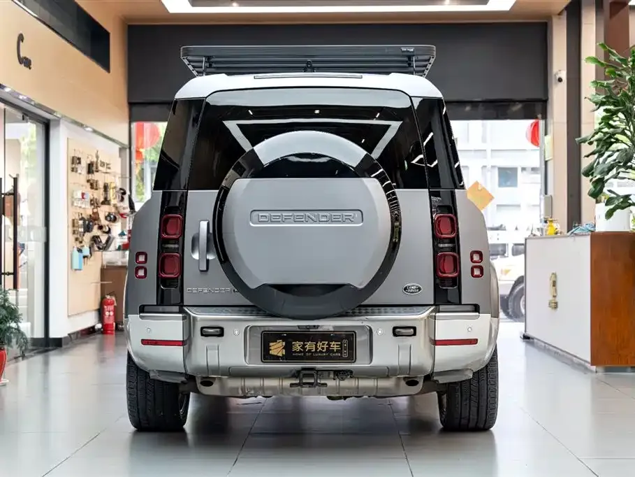 Land Rover Defender — фото 4