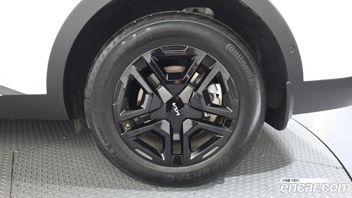 Kia Sorento — фото 8