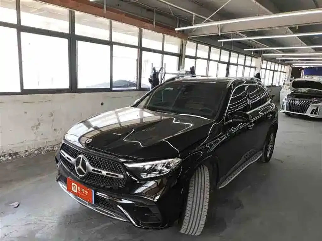 Mercedes-Benz GLC — фото 1
