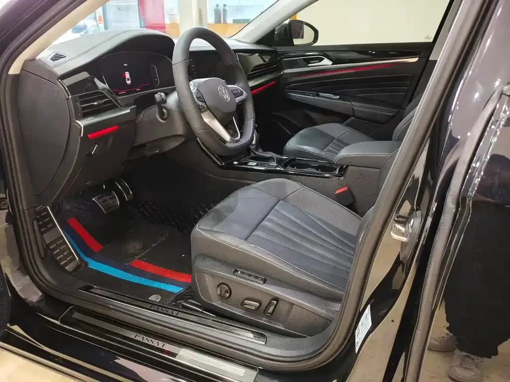 Volkswagen Passat — фото 4
