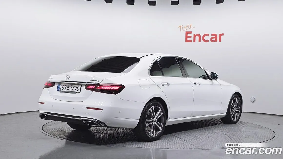 Mercedes-Benz E-Class 2022 из KR, фото 9