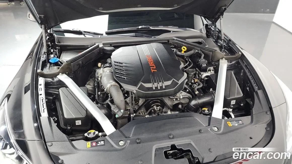 Kia Stinger 2023 из KR, фото 9
