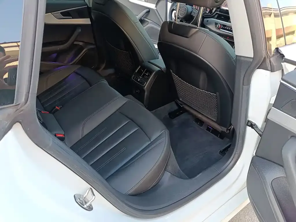 Audi A5 (Import) — фото 2