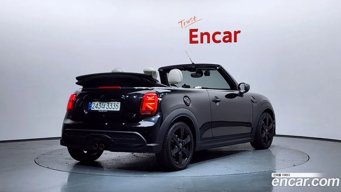 Mini Cooper Convertible — фото 3