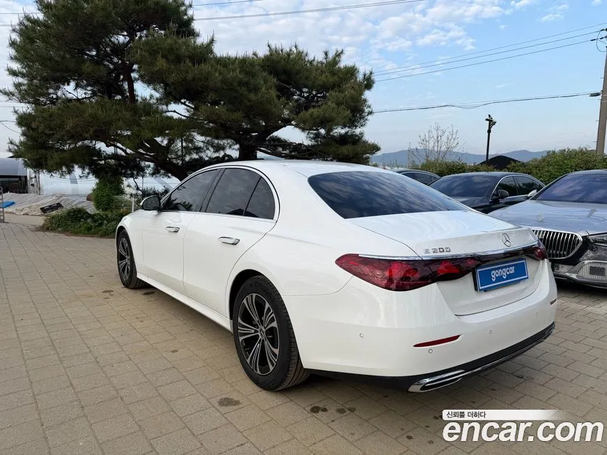Mercedes-Benz E-Class 2025 из KR, фото 8