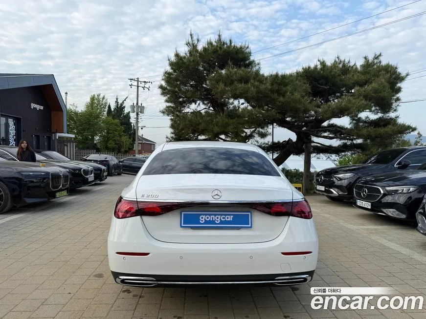Mercedes-Benz E-Class 2025 из KR, фото 5
