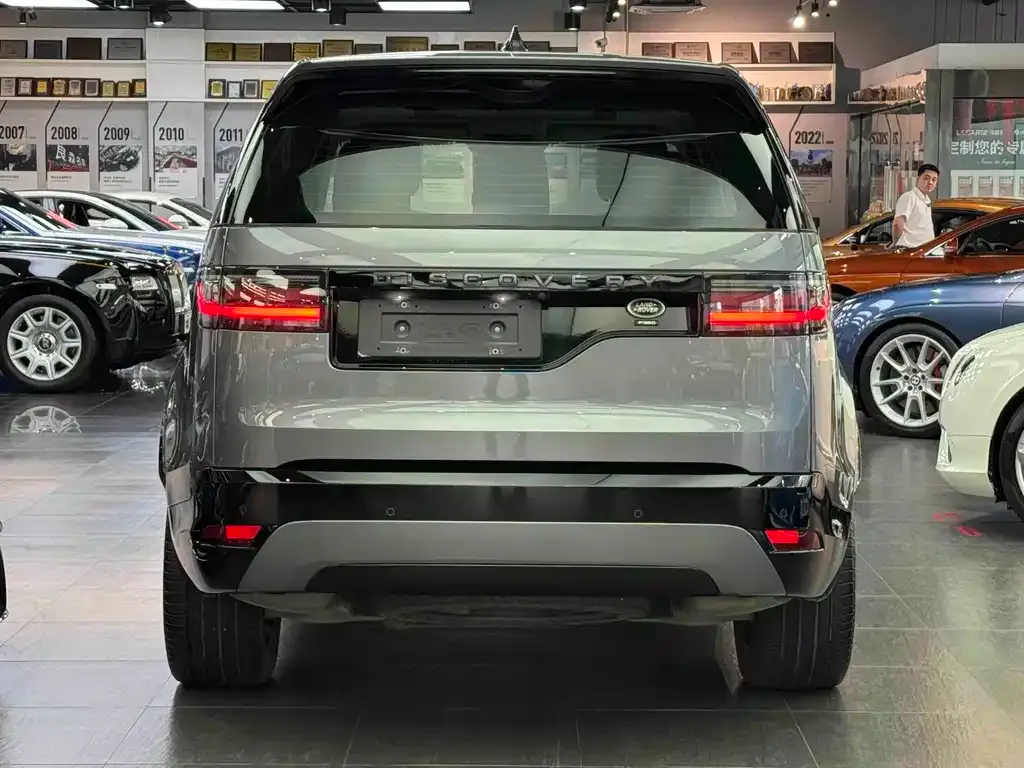 Land Rover Discovery — фото 6
