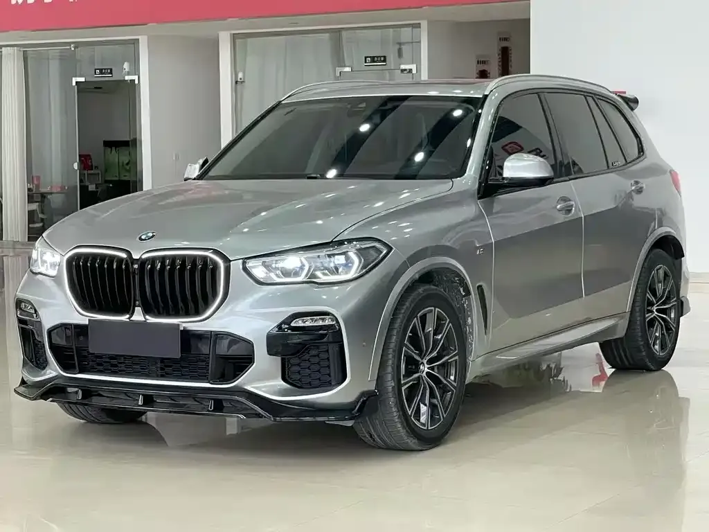 BMW X5 (Import) — фото 1