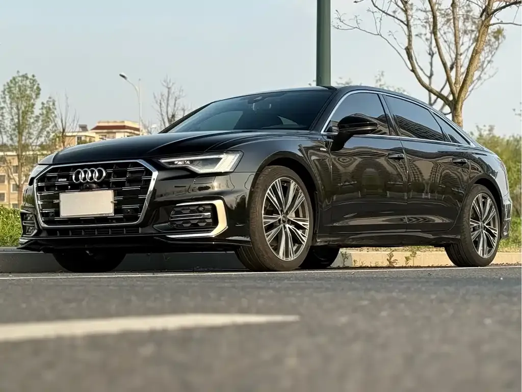 Audi A6L — фото 8