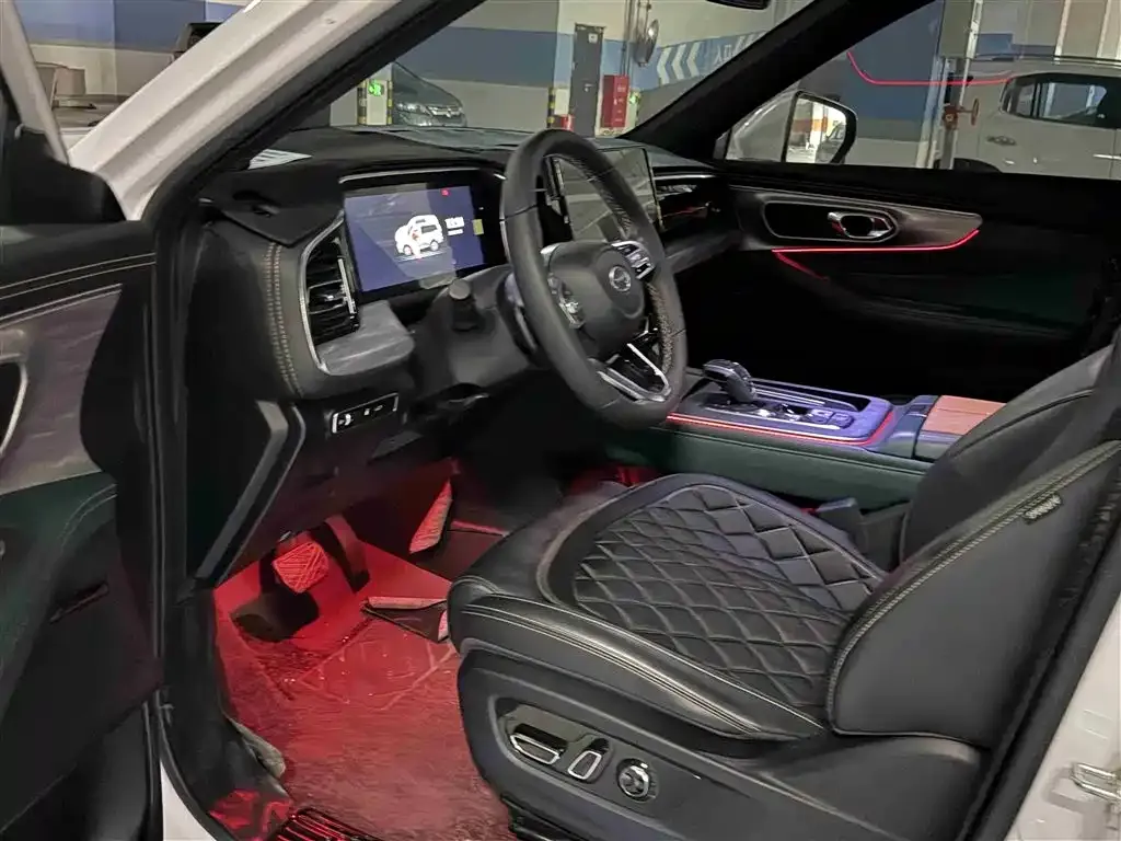 GAC Motor Trumpchi GS8 — фото 2