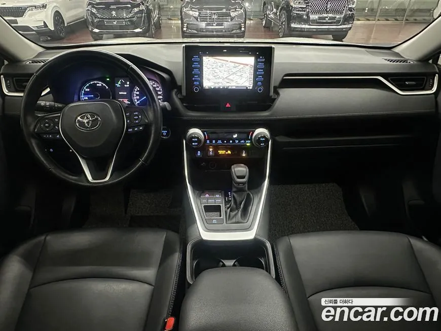 Toyota RAV4 2021 из KR, фото 3