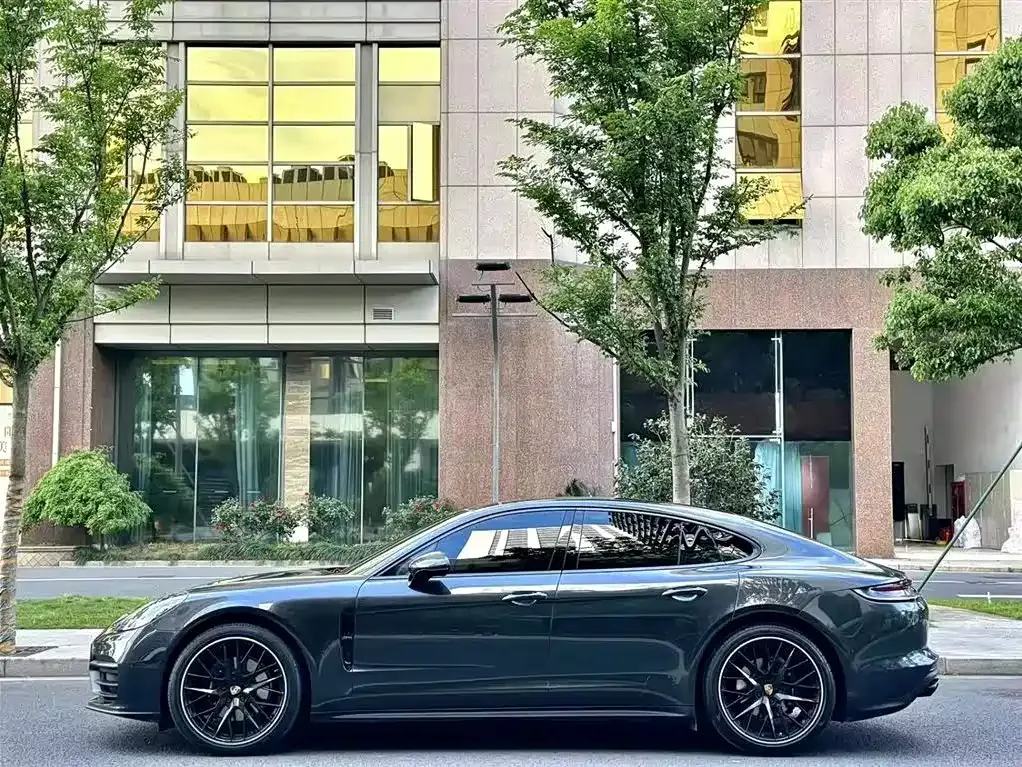 Porsche Panamera — фото 9