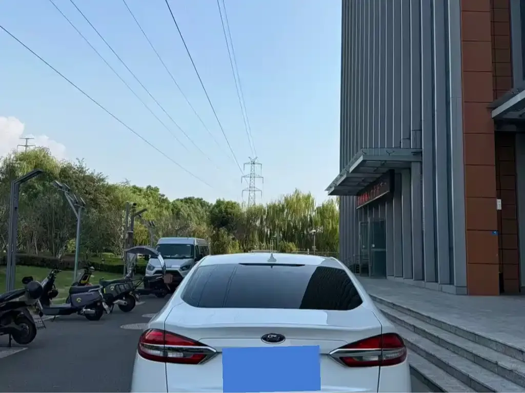 Ford Mondeo 2021 из CN, фото 4