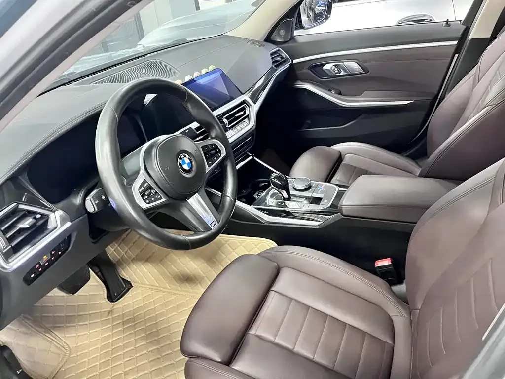 BMW 3 Series 2021 из CN, фото 8