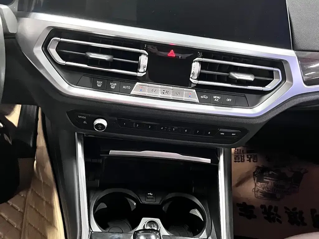 BMW 3 Series 2021 из CN, фото 7