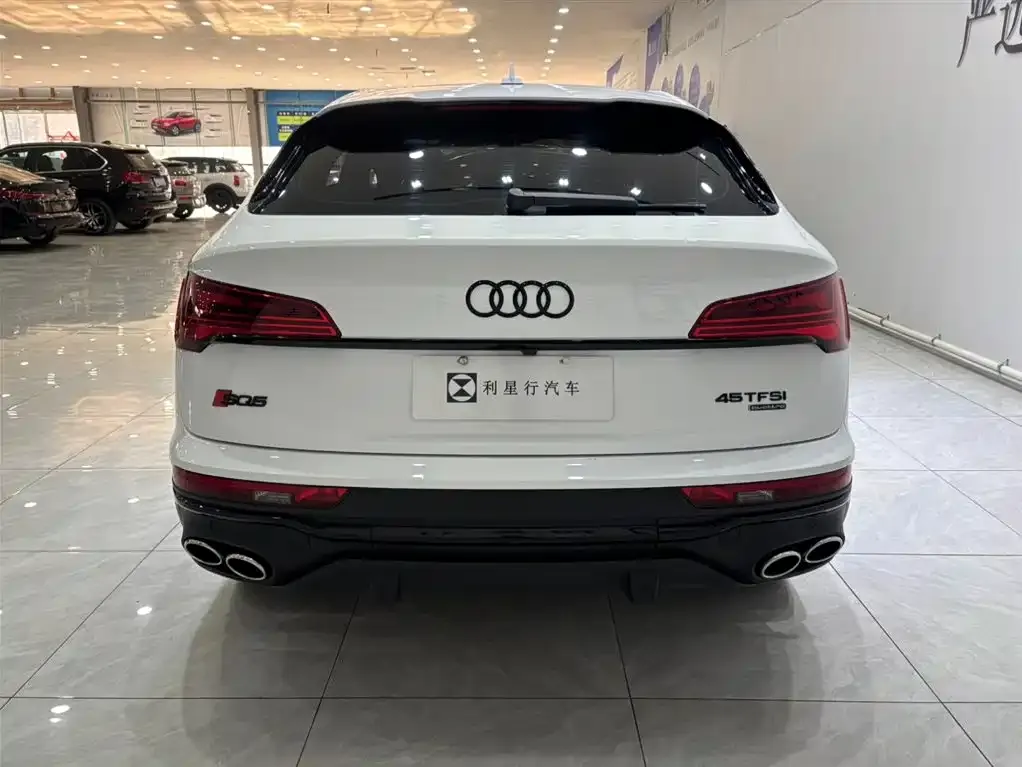 Audi Q5L Sportback 2023 из CN, фото 5