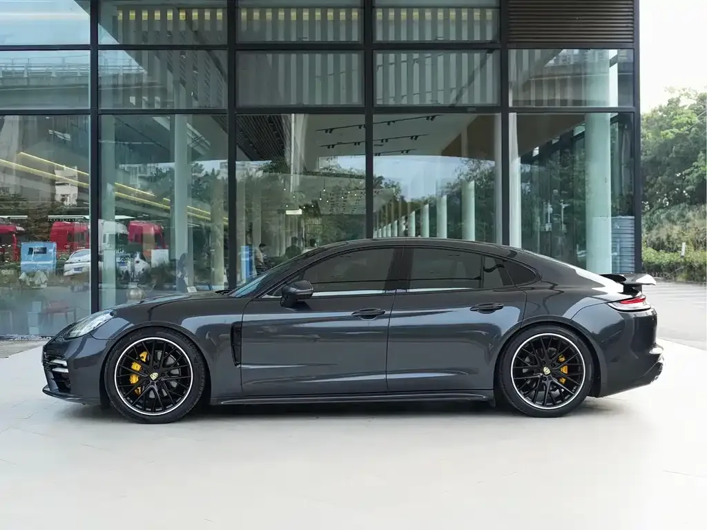 Porsche Panamera — фото 8
